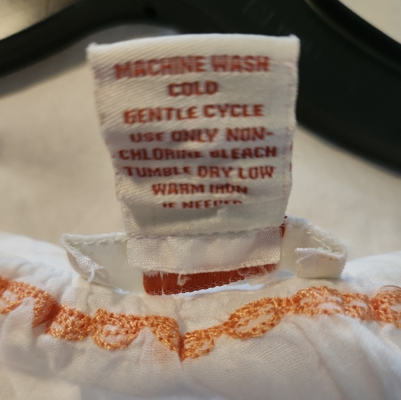 Sundance Tunic Top Size Med Embroidered - Picture 9 of 9